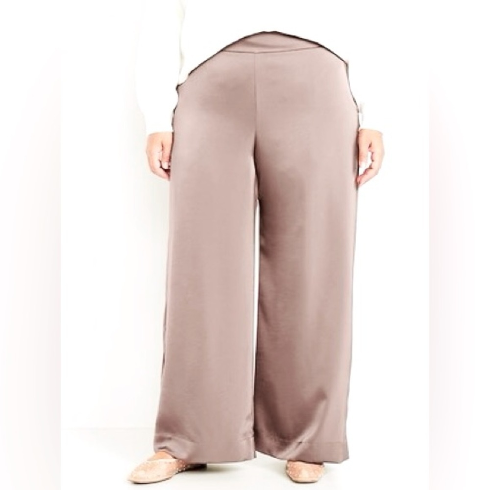 Old Navy Taupe‎ Champagne Satin Wide Leg Pants High Rise Flowy Lounge Workwear